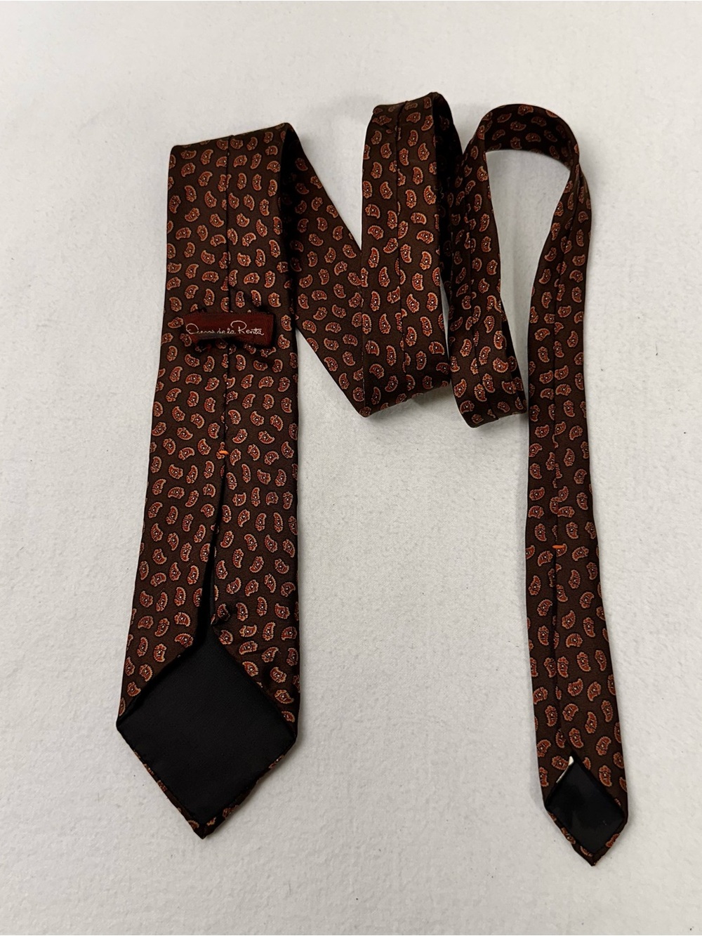 Classic Brown Paisley Men's Tie - Brown Paisley Necktie Oscar De La Renta Silk - Picture 5 of 8